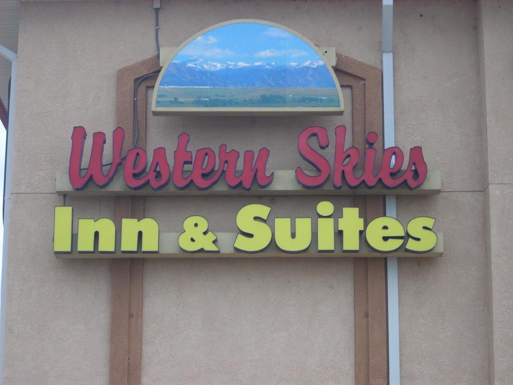 Western Skies Inn & Suites Los Lunas Ngoại thất bức ảnh
