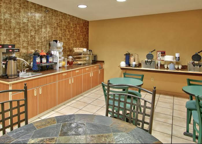 Western Skies Inn & Suites Los Lunas Ngoại thất bức ảnh